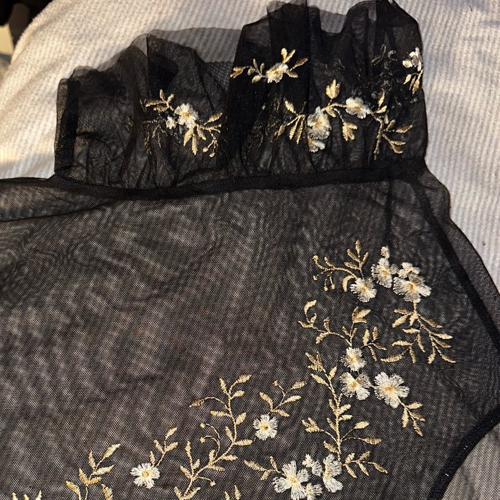 STUNNING Express embroidered fairy top!!! MINT CONDITION!! - Picture 7 of 10